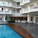 Bernat Ii 4*sup 4* קאללה