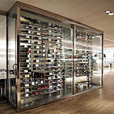 Bernat Ii 4*sup Hotell