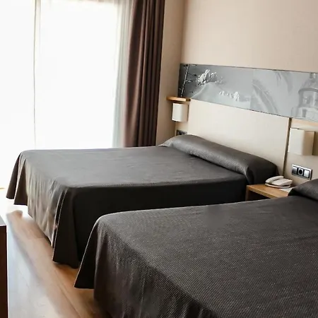 Bernat Ii 4*sup Hotell