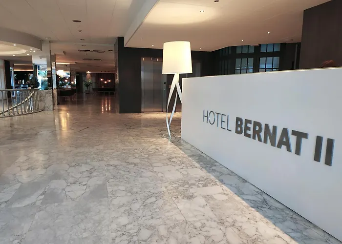 فندق Bernat Ii 4*sup 4*