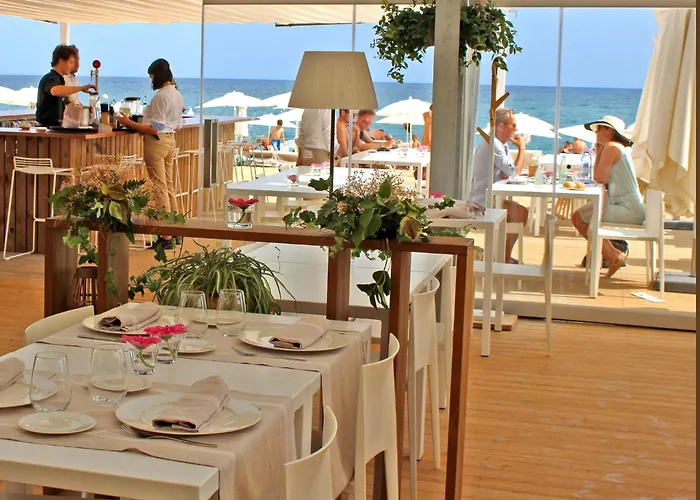 מלון Bernat Ii 4*sup