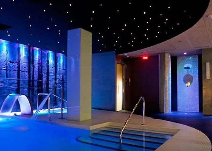 Bernat Ii 4*sup מלון