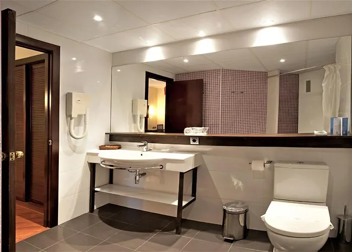 فندق Bernat Ii 4*sup