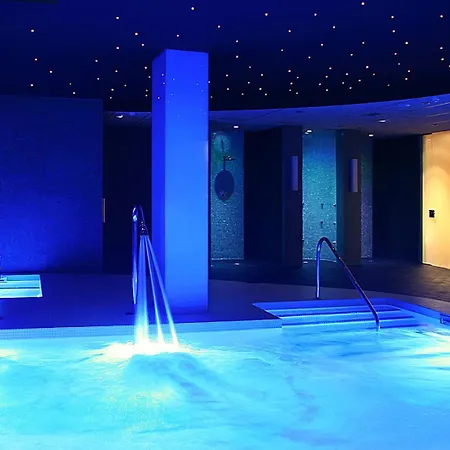 ホテル Bernat Ii 4*sup 4*