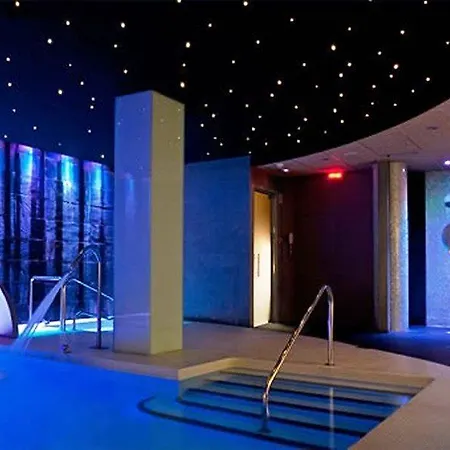 Bernat Ii 4*sup ホテル